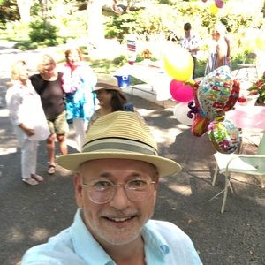 Meet your Posher, Alan